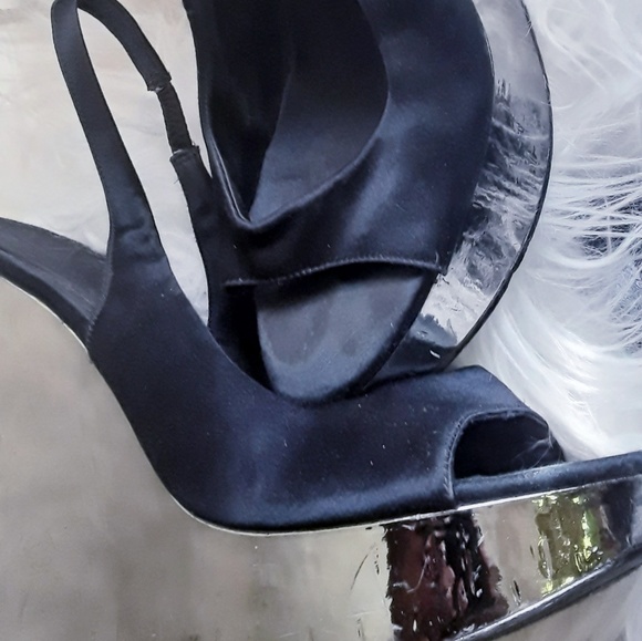 Nine West Wedges - Picture 2 of 3